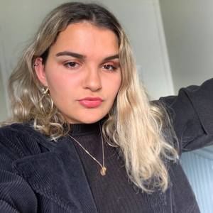 Meet your Posher, Annie